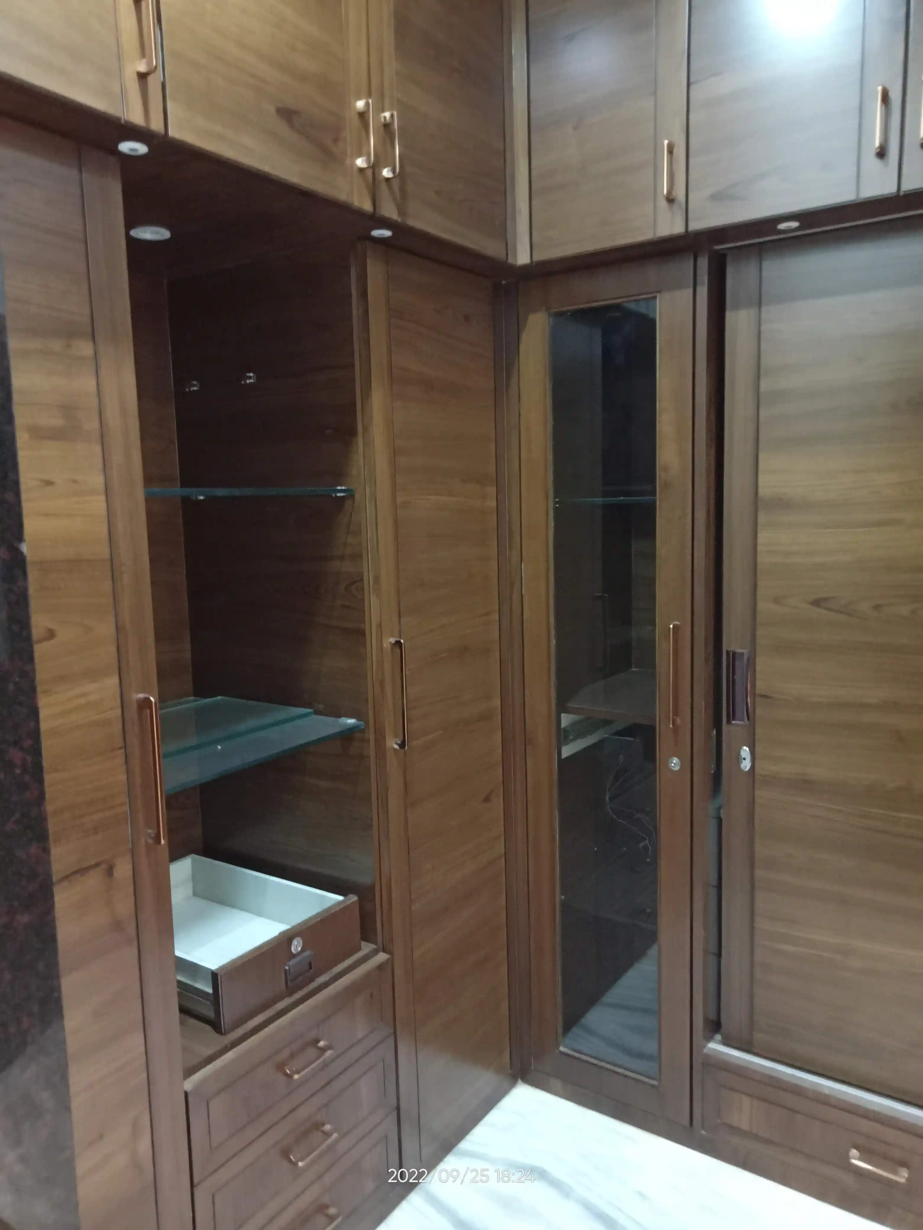 Custom cupboard and wardrobe